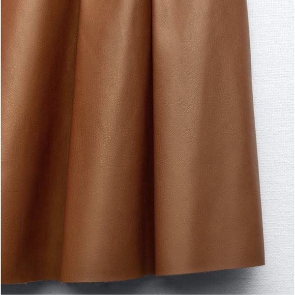 Zara Pleated Faux Leather Brown Skirt M NWT - Picture 5 of 5